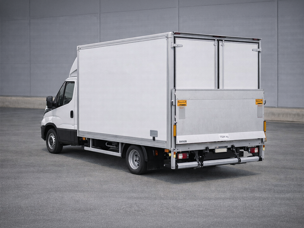 Furgone Box con sponda - Van Trust, Noleggio Auto, Van e Furgoni a Mantova e provincia