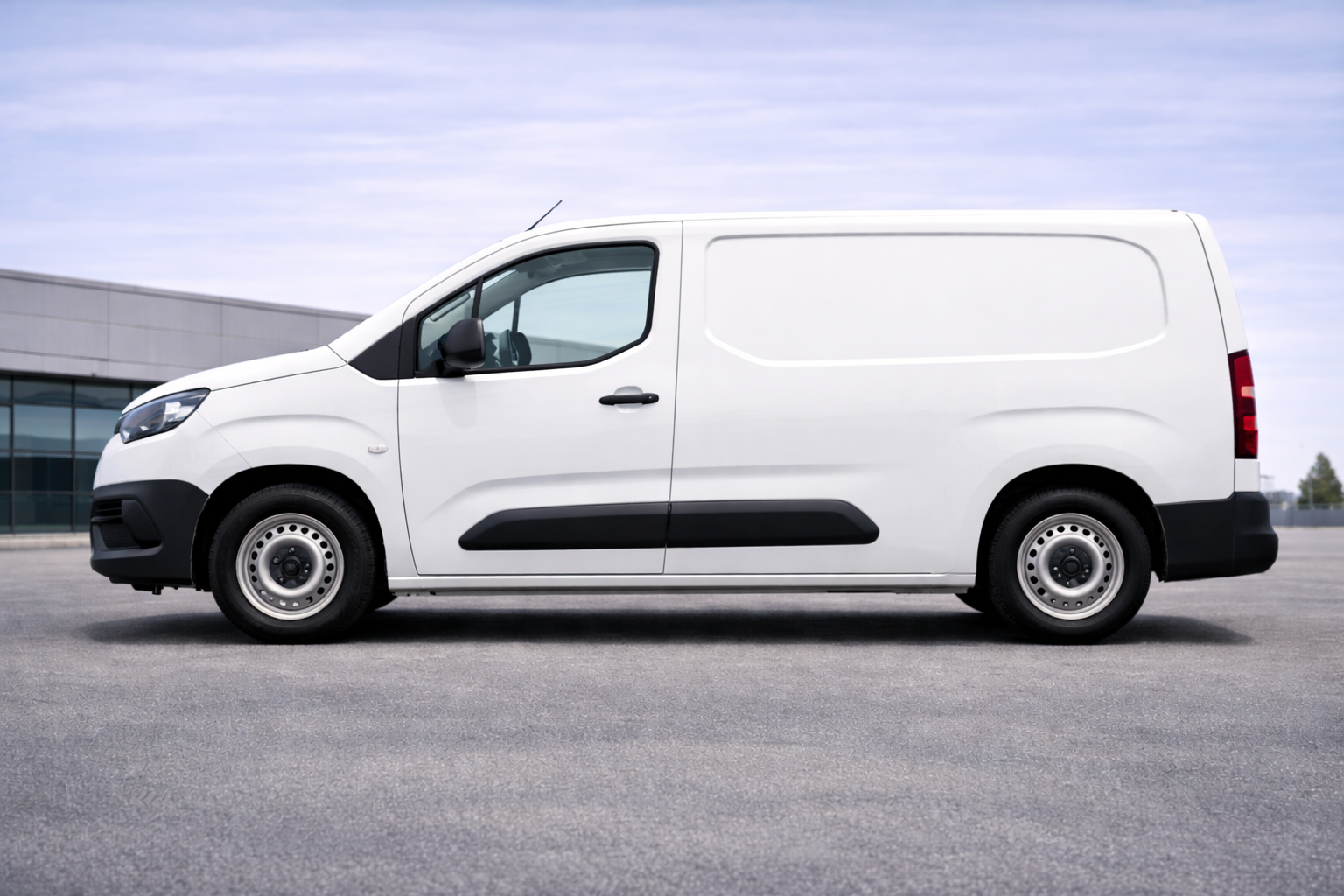 Mini Van - Van Trust, Noleggio Auto, Van e Furgoni a Mantova e provincia