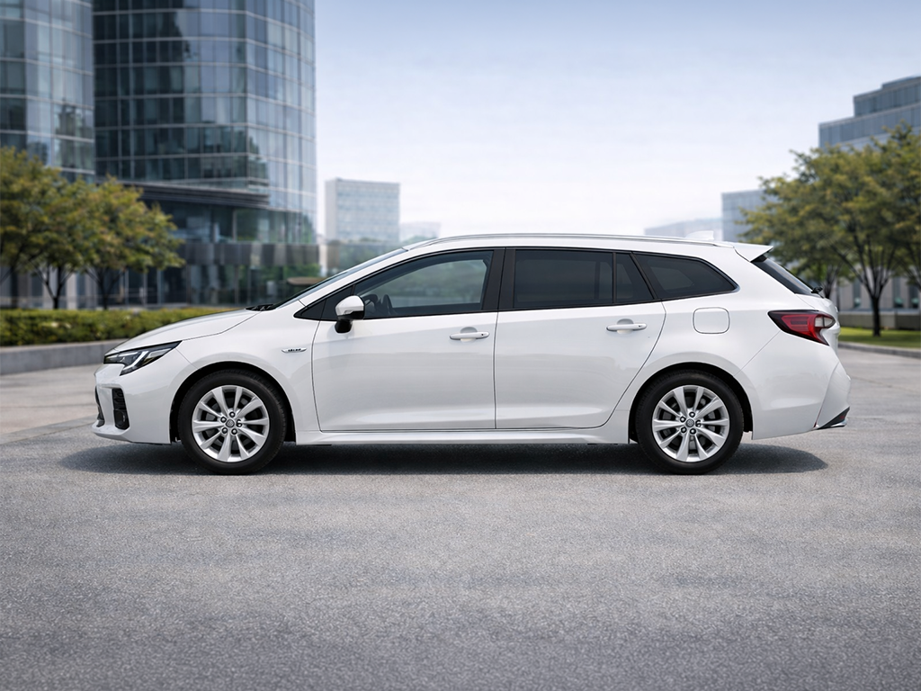 Toyota Corolla Hybrid SW - Noleggio auto e furgoni a Mantova, Verona, Cremona, Reggio Emilia, Modena